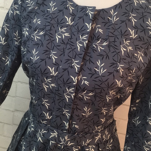 Gap - Picture 2 of 7